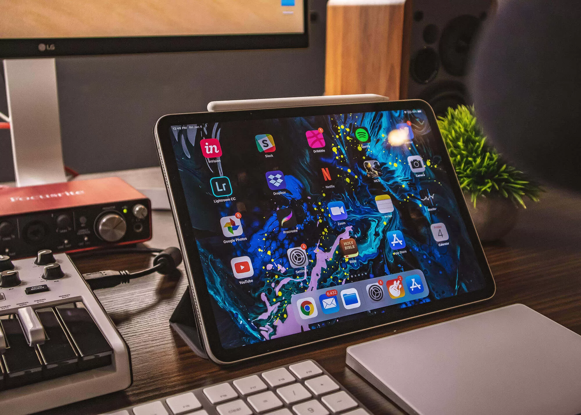 joshua oluwagbemiga AvlUSRPWHJw unsplash - Thợ Kỹ Thuật