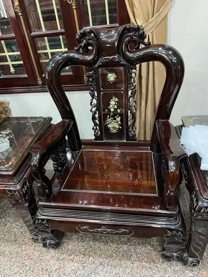 bộ bàn ghế gỗ trắc cột 10
