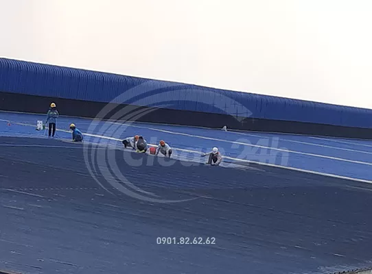 Vệ sinh mái tôn nhà xưởng nơi doanh nghiệp thường bỏ qua