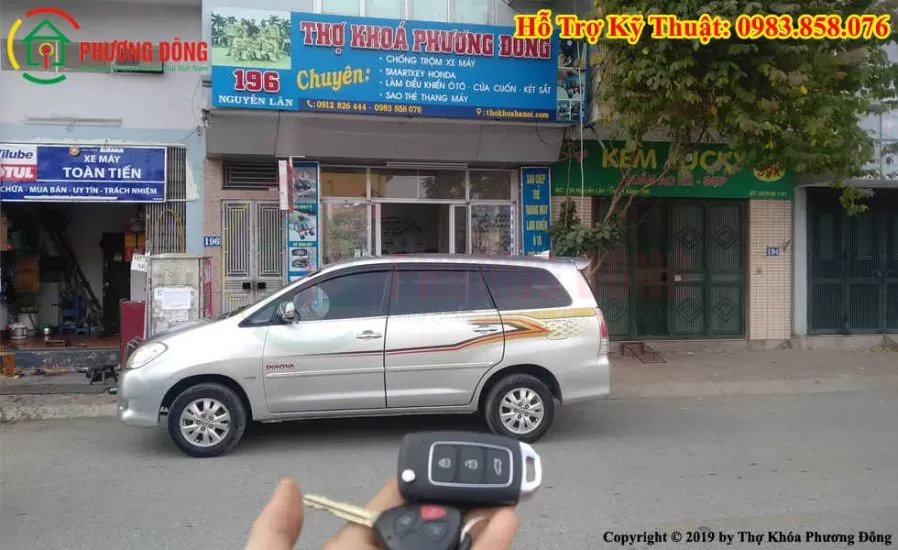 thợ sửa khóa cửa cuốn tại nhà