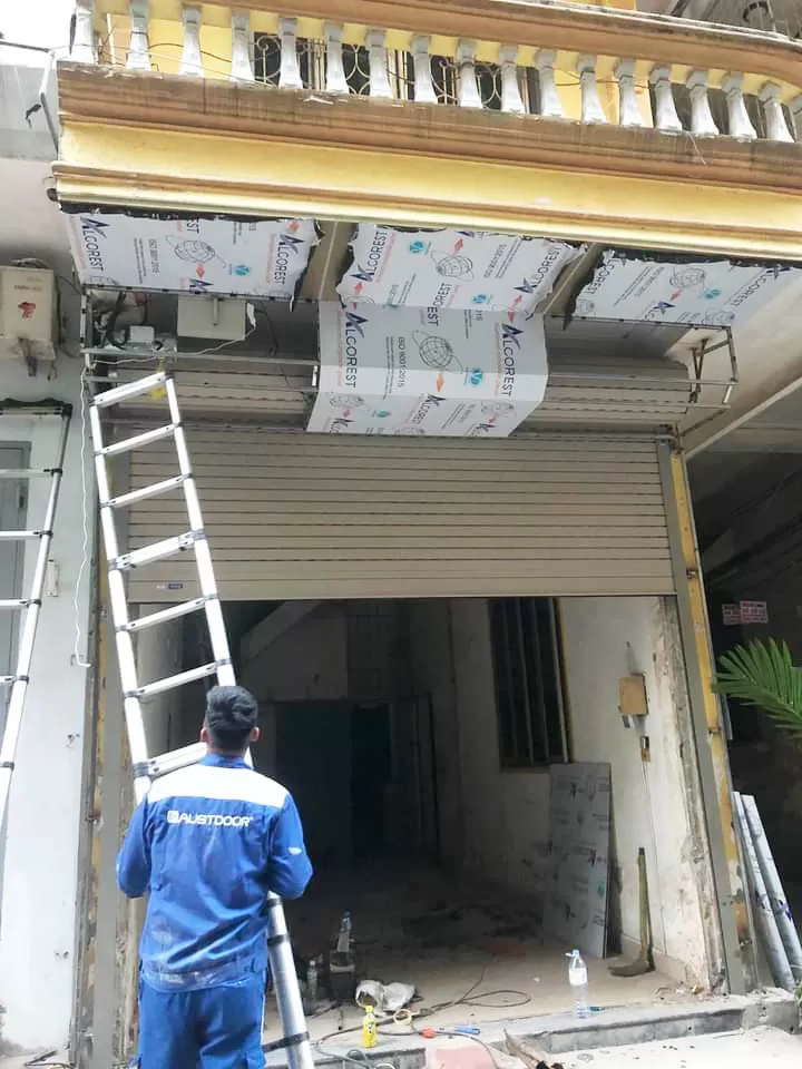 Dịch vụ sửa chữa cửa cuốn chuyên nghiệp Thợ Miền Nam