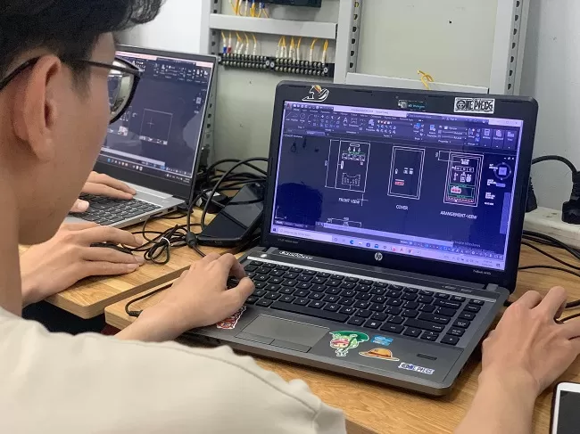 Học thiết kế tủ điện chuyên nghiệp tại PLCTech