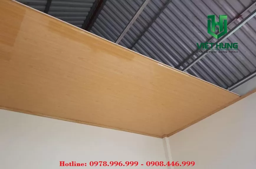 Hướng dẫn cách thi công lắp đặt tấm trần tôn xốp 3 lớp Pu chống nóng