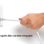 Kiểm tra nguồn điện bình nóng lạnh Ariston để xác định nguyên nhân không nóng
