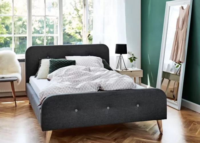 Phòng ngủ màu xanh lá cây dịu mát mang đến cảm giác thư thái và yên bình