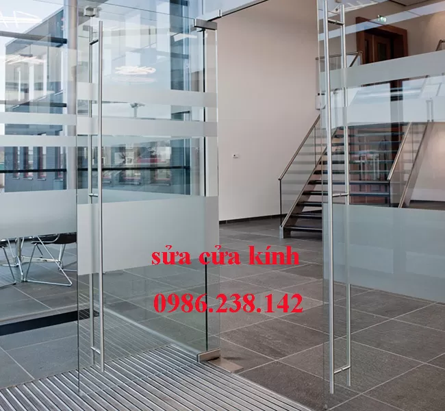Thợ Miền Nam - Sửa cửa kính uy tín quận 1