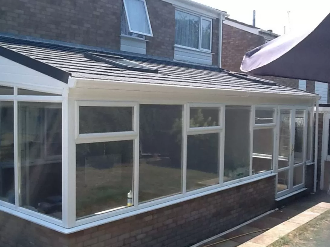 Ưu điểm của máng xối âm inox